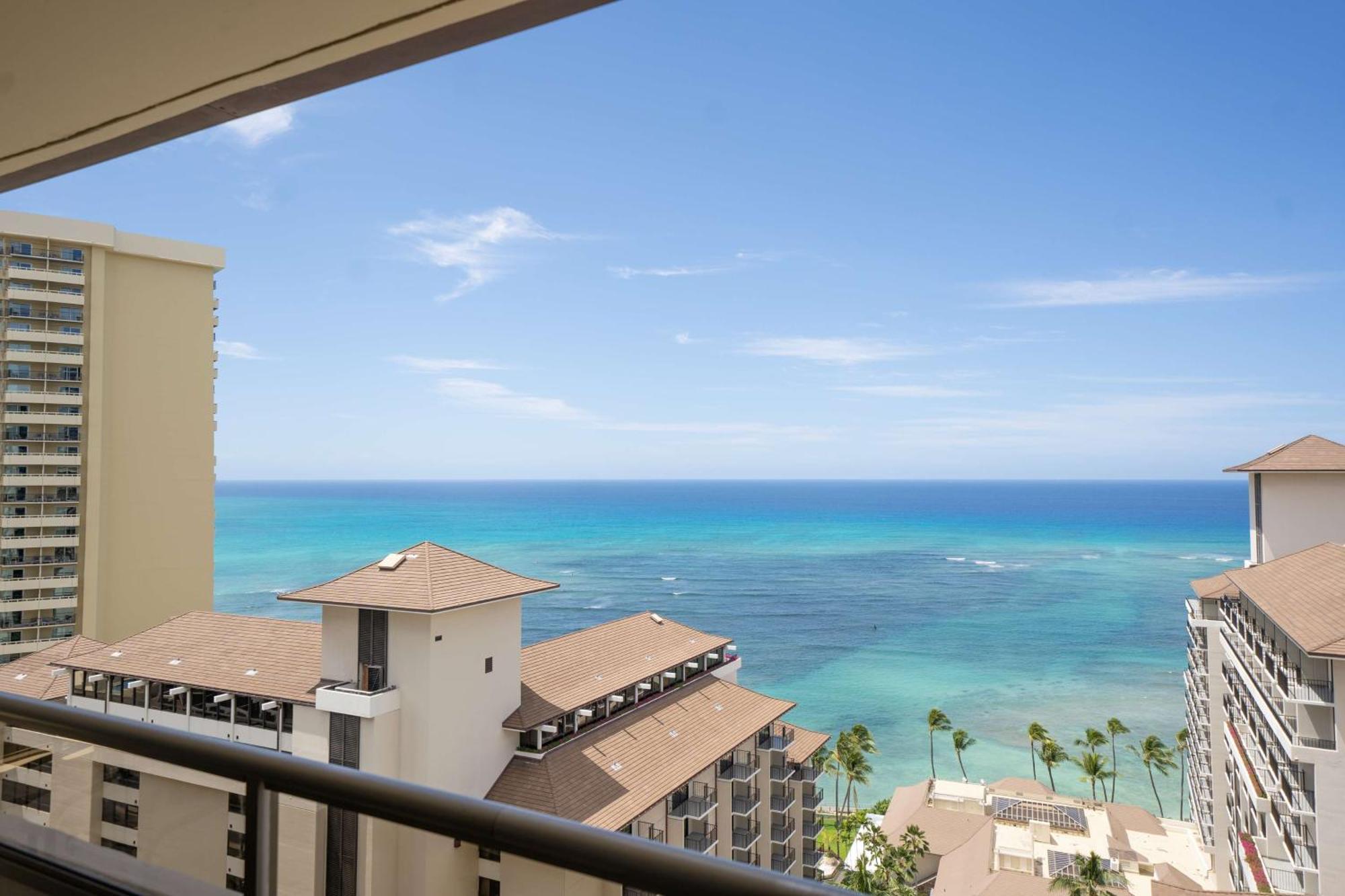 Embassy Suites By Hilton Waikiki Beach Walk Honolulu Exterior photo